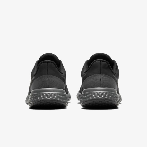 Nike REVOLUTION 5 