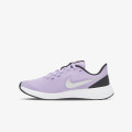 Nike Revolution 5 