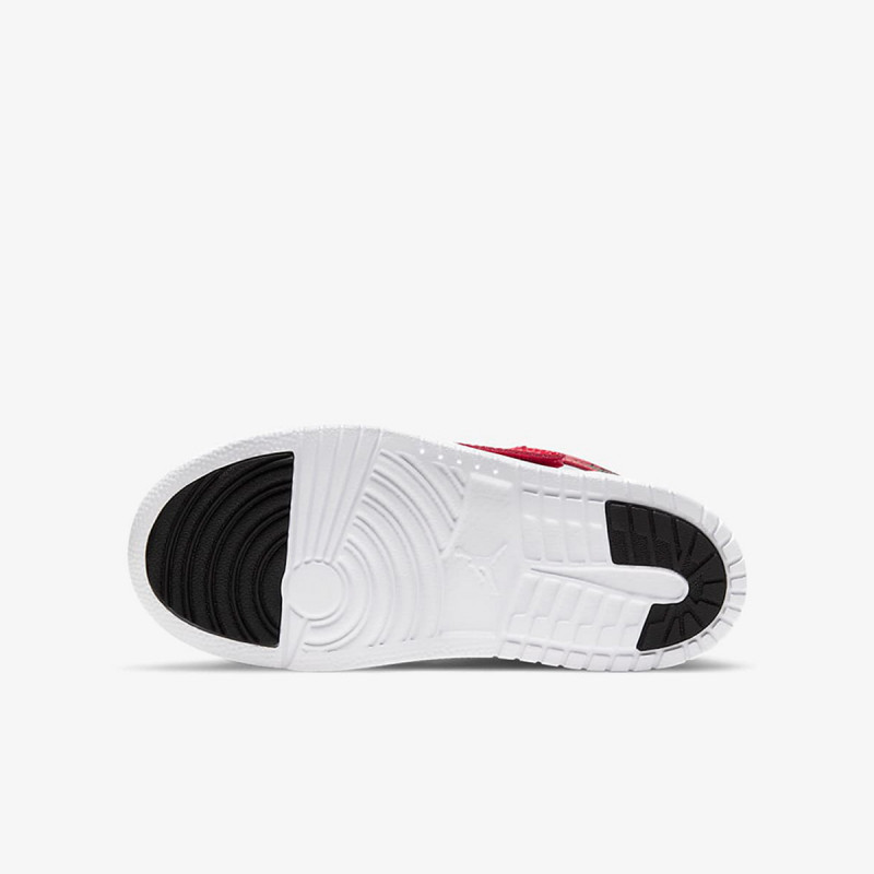 Nike SKY JORDAN 1 BP 