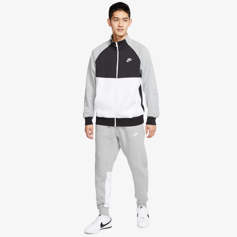 Nike Sportswear 