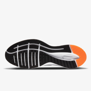 Nike NIKE QUEST 3 