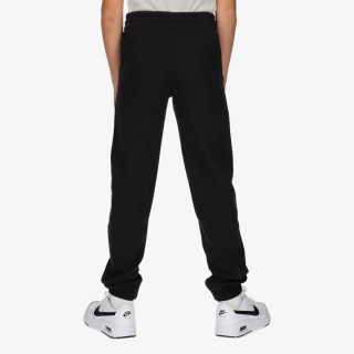 Nike Sportswear Club 