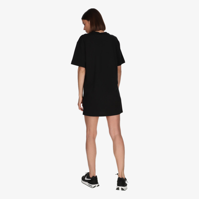 Sportswear Essential 