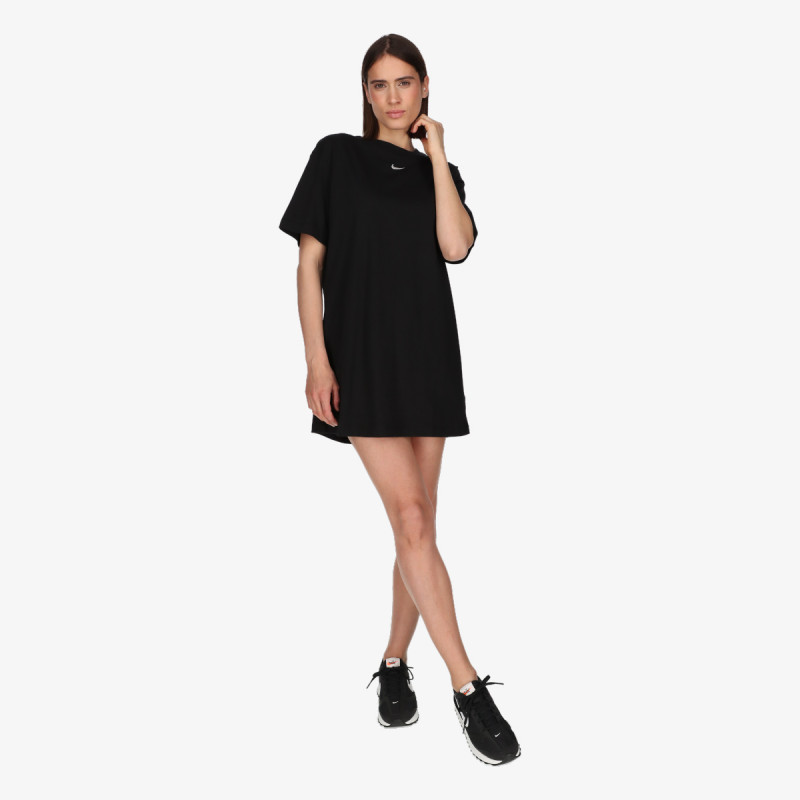 Sportswear Essential 