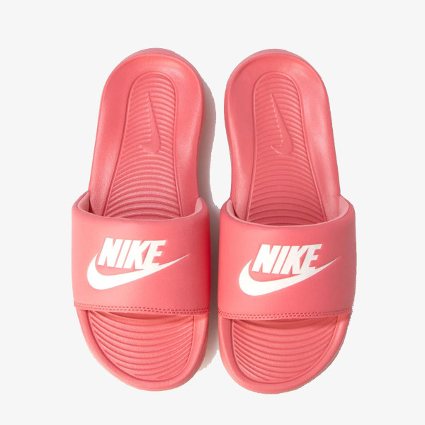 Nike Victori One 