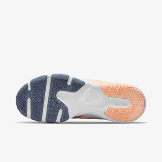 Nike Legend Essential 2 