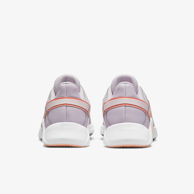 Nike Legend Essential 2 