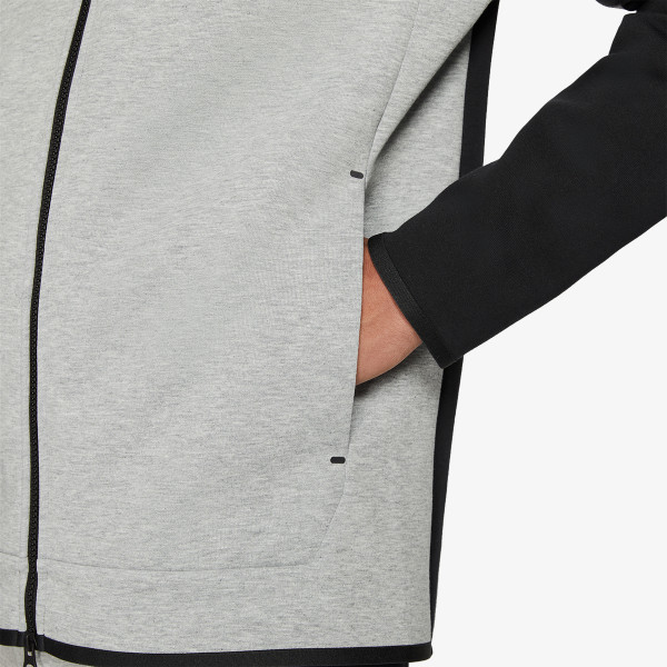 Nike Sportswear Tech 