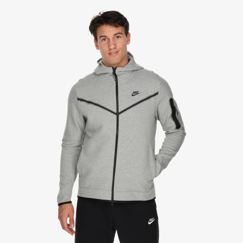 Nike Sportswear Tech 