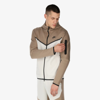 Nike Sportswear Tech 