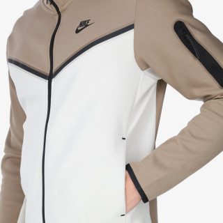 Nike Sportswear Tech 