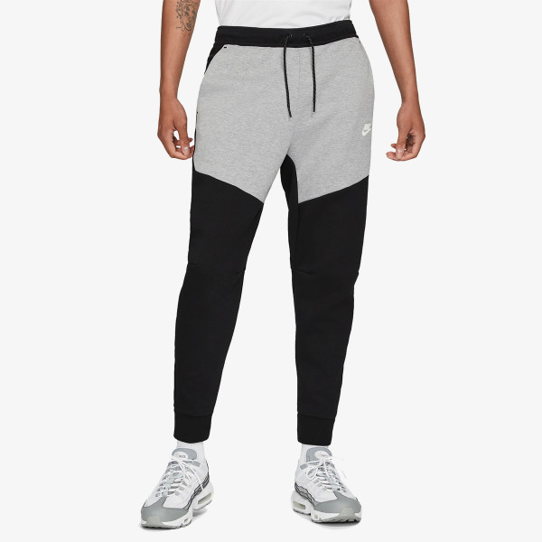 Nike Sportswear Tech 