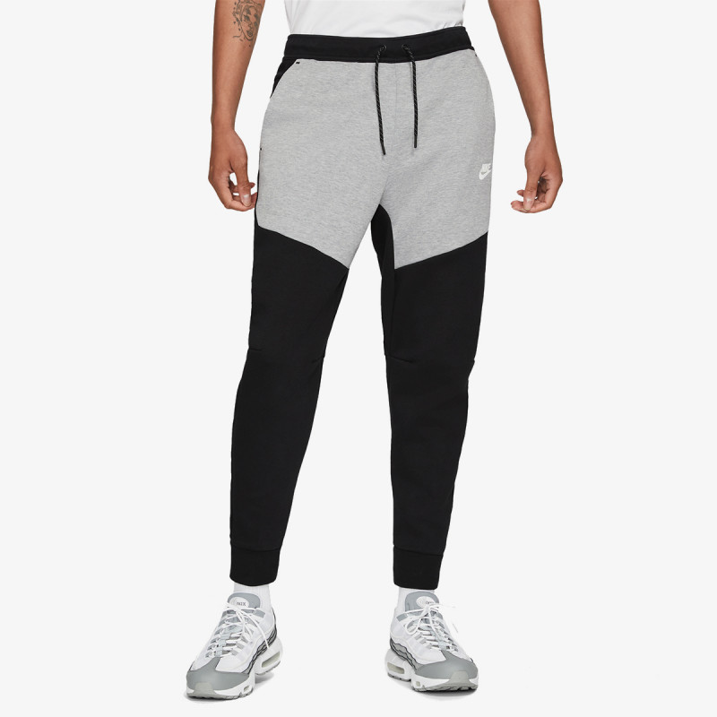 Nike Sportswear Tech 