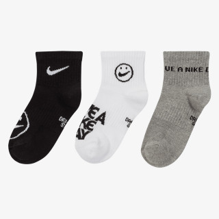 Nike Y NK EVRYDY LTWT ANKL 3PR NKDAY 