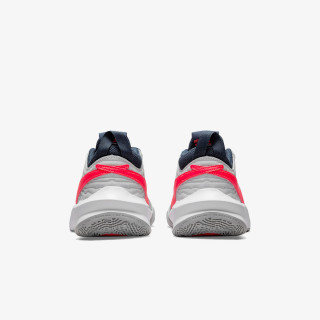 Nike Team Hustle D 10 