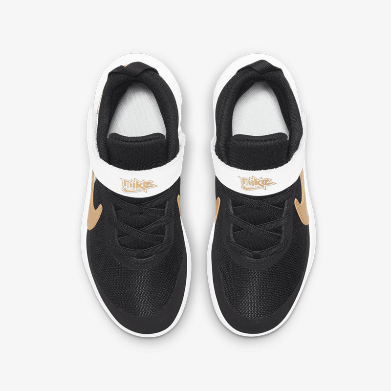 Nike Team Hustle 10 