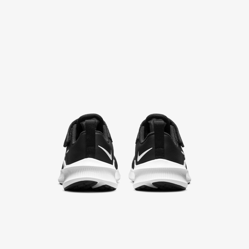 Nike Downshifter 11 