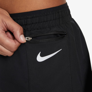 Nike Tempo Luxe 