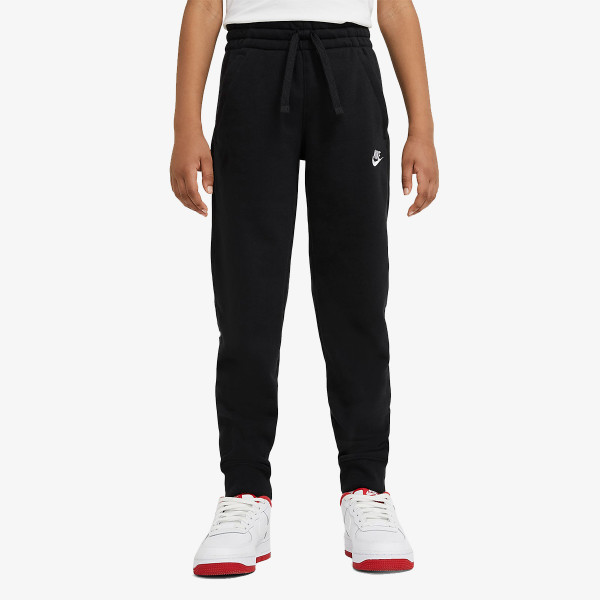 Nike Sportswear Club 