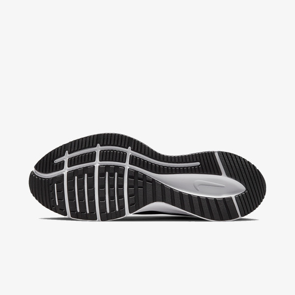 Nike Quest 4 