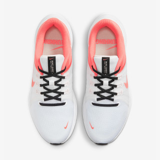 Nike Quest 4 
