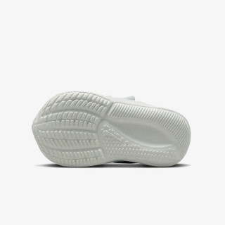 Nike Star Runner 3 