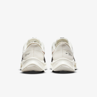 Nike Quest 4 