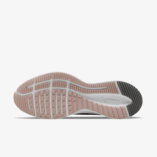 Nike Quest 4 Premium 