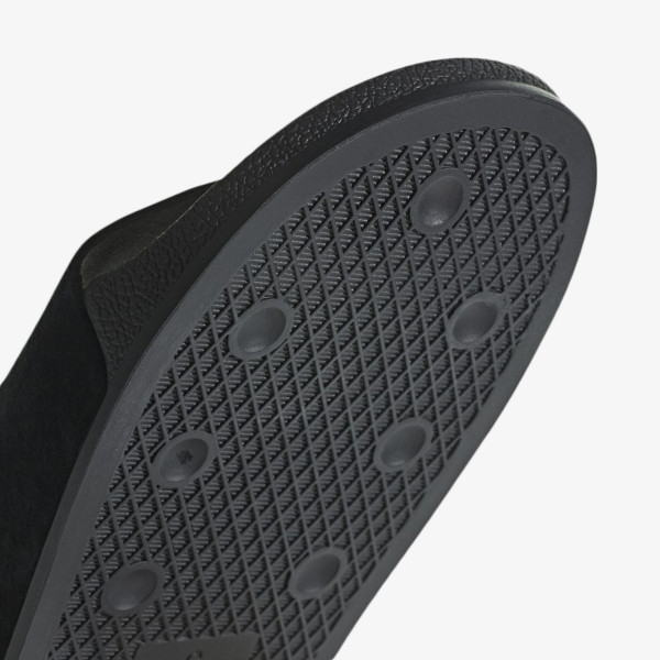 ADILETTE W 
