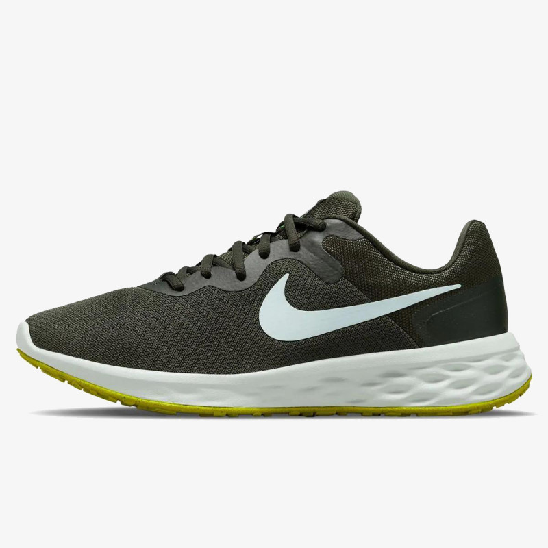 Nike Revolution 6 Next Nature 