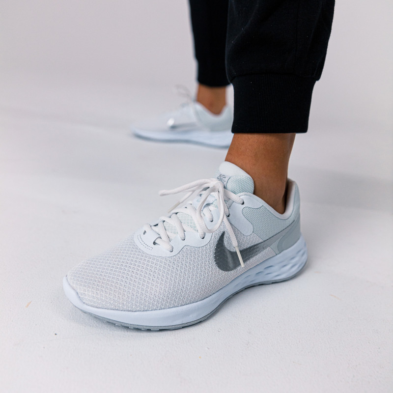Nike Revolution 6 Next Nature 
