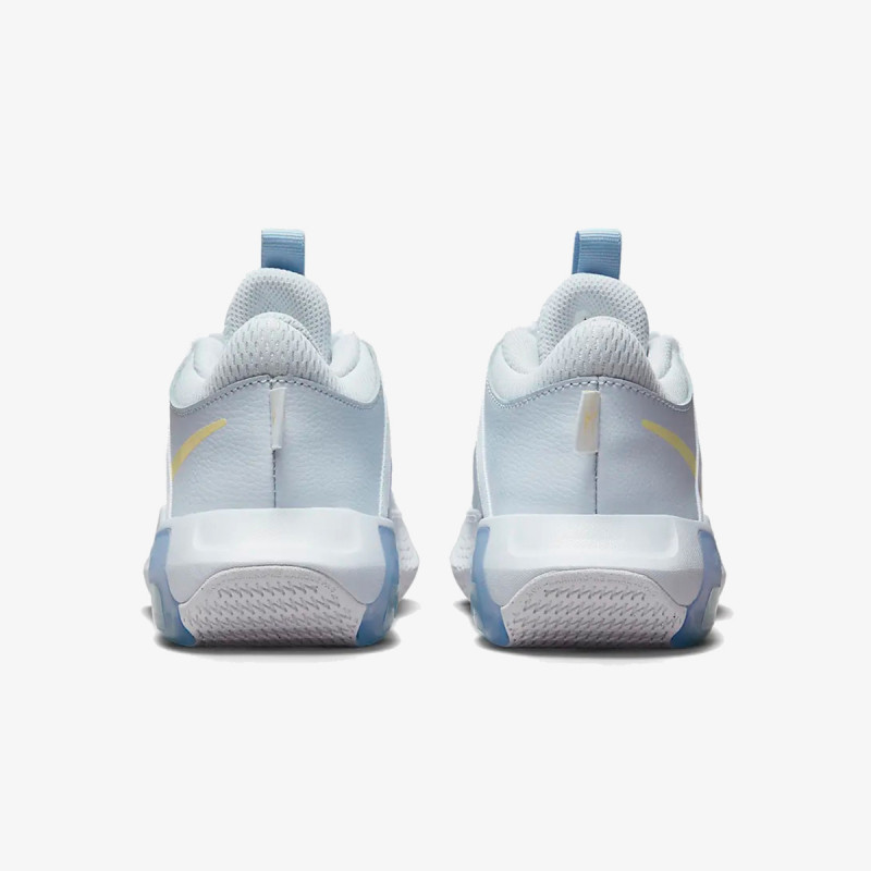 Nike Air Zoom Crossover 