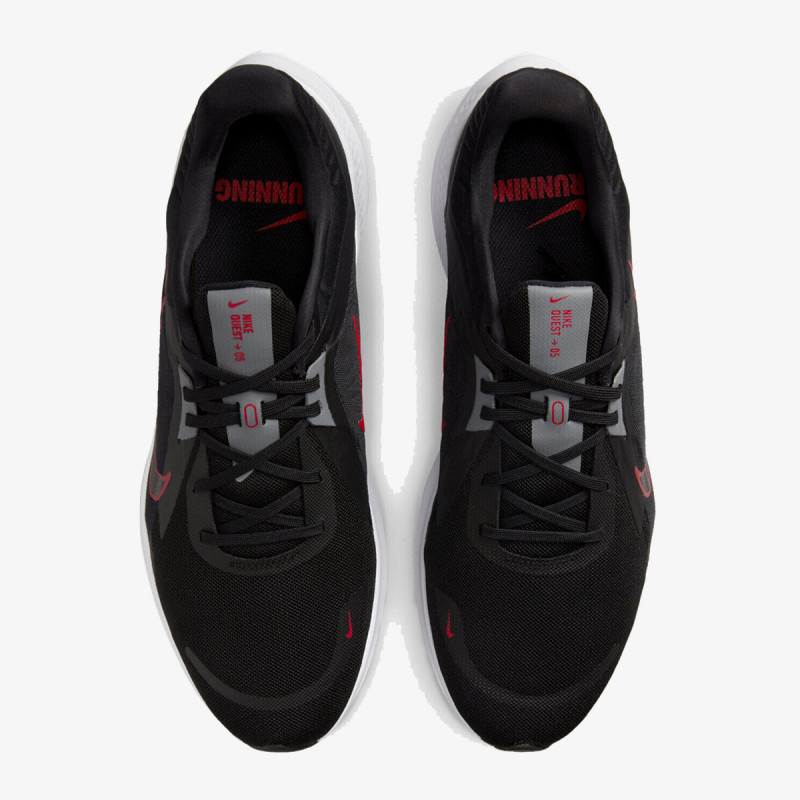 Nike Quest 5 