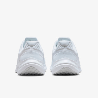 Nike Quest 5 