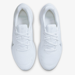 Nike Quest 5 