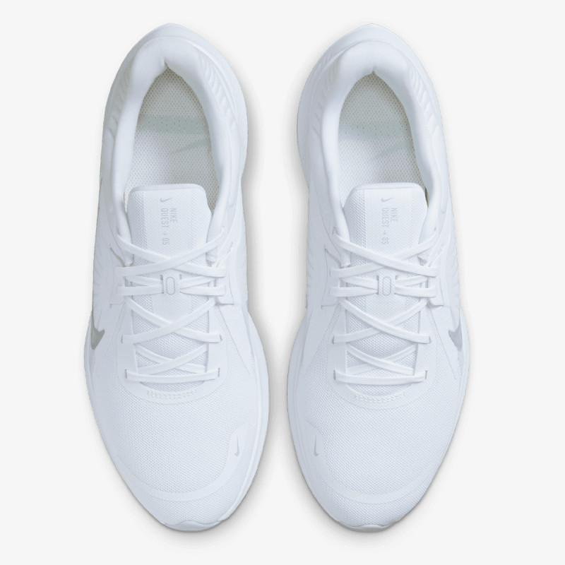 Nike Quest 5 