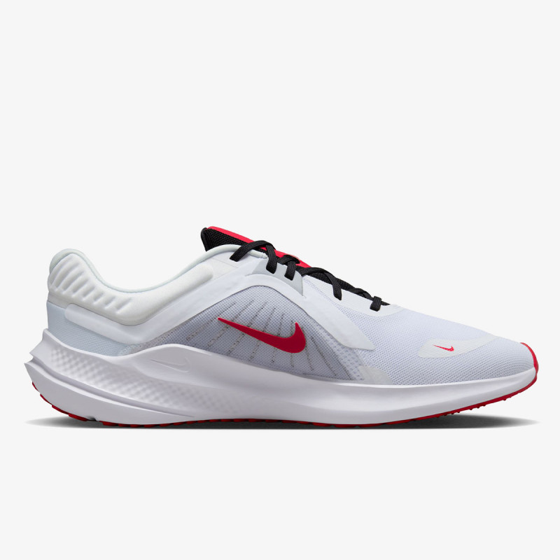 Nike Quest 5 