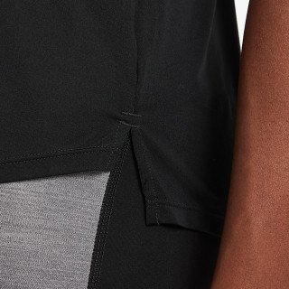 Nike Dri-FIT One 