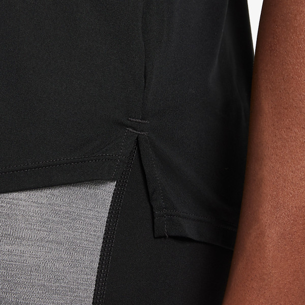 Nike Dri-FIT One 