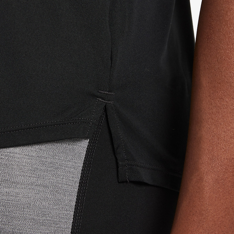 Nike Dri-FIT One 