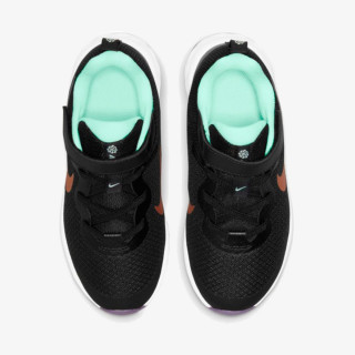 Nike Revolution 6 