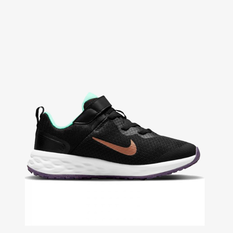 Nike Revolution 6 