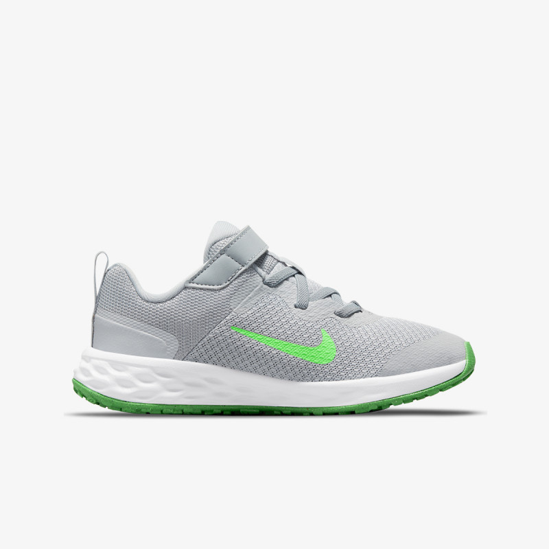 Nike Revolution 6 Sport Vision Shitja me pakice e aksesoreve sportiv Sport Vision