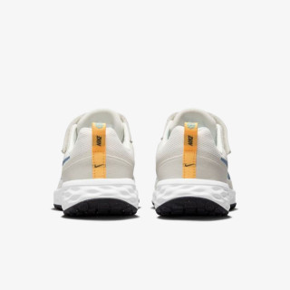Nike Revolution 6 