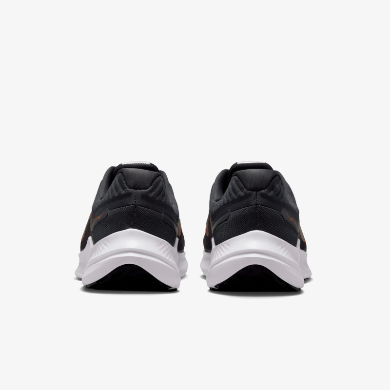 Nike Quest 5 