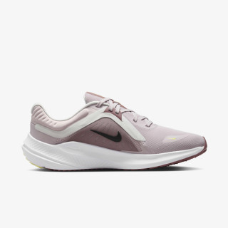 Nike Quest 5 