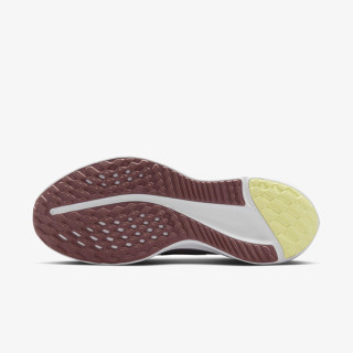 Nike Quest 5 