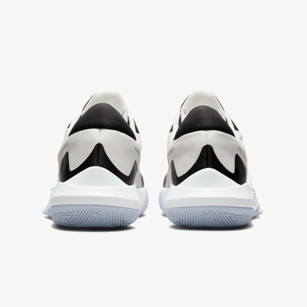 Nike Precision 6 