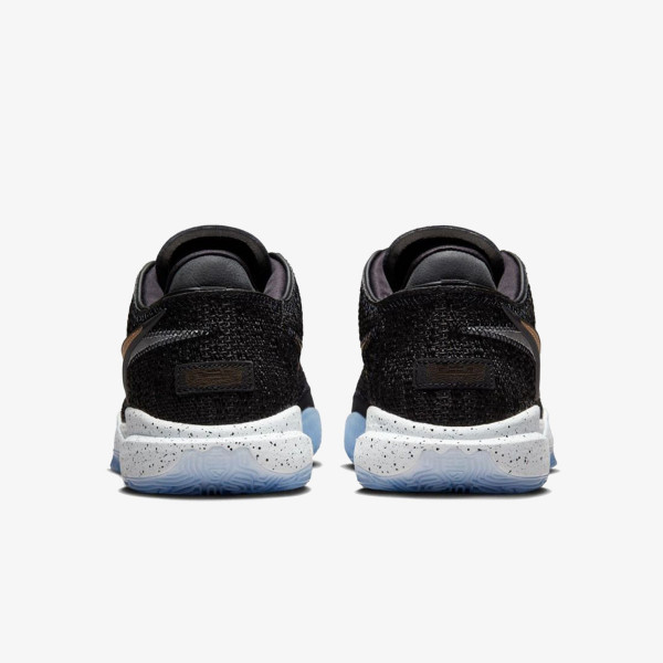 Nike LeBron 20 