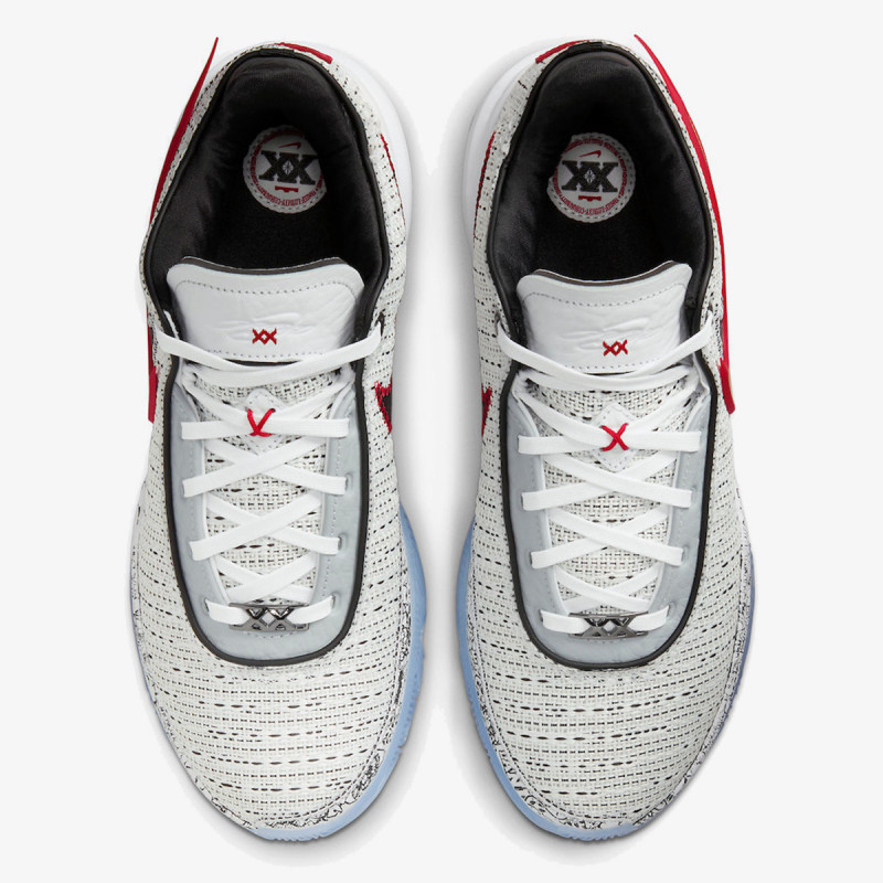 Nike LEBRON XX 
